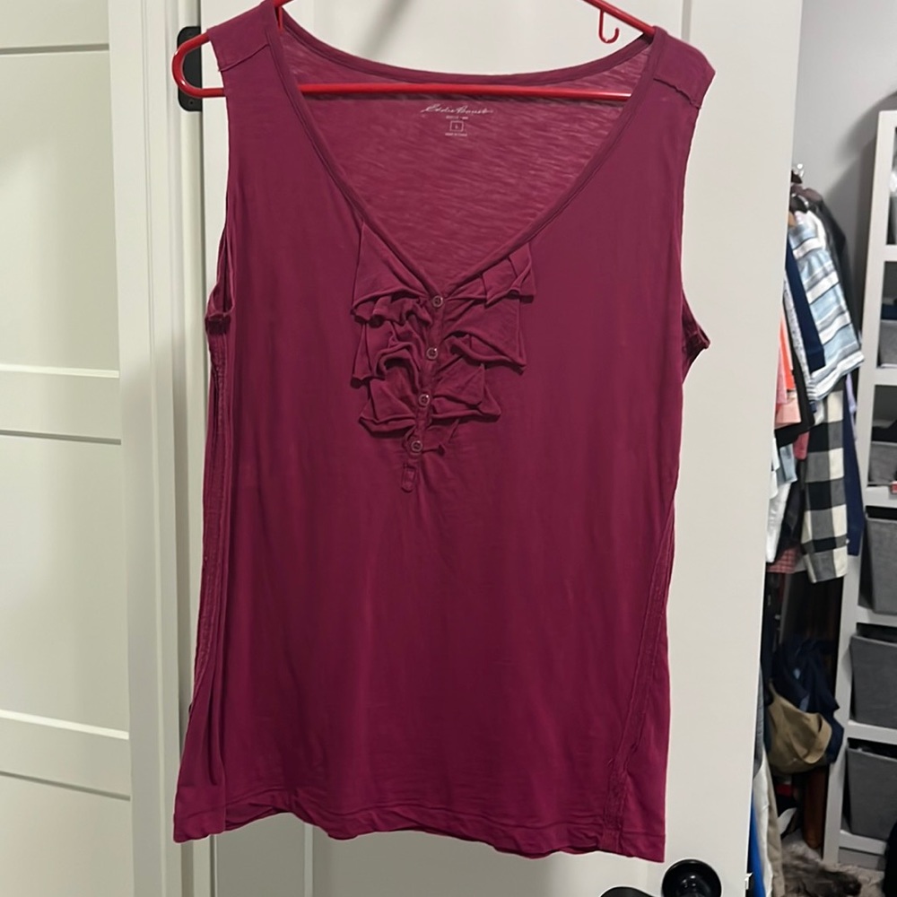 Eddie Bauer sleeveless top.
